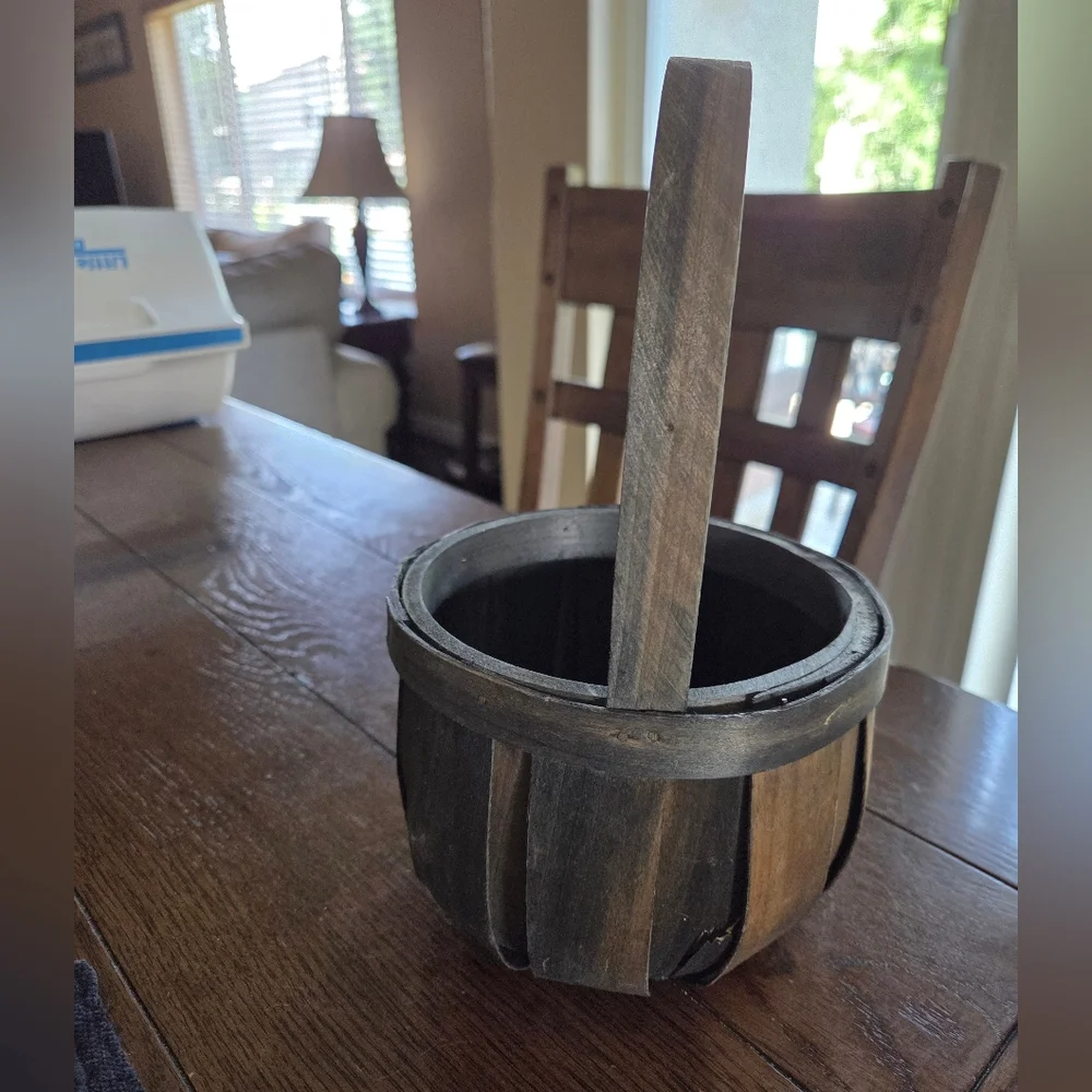 Dark Stained Wooden Slat Basket   Great For Fall